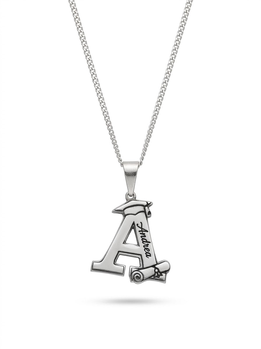 COLLAR DE PLATA CON INICIAL (PERSONALIZABLE)