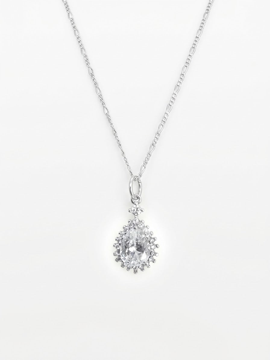 COLLAR DE PLATA ELEGANTE