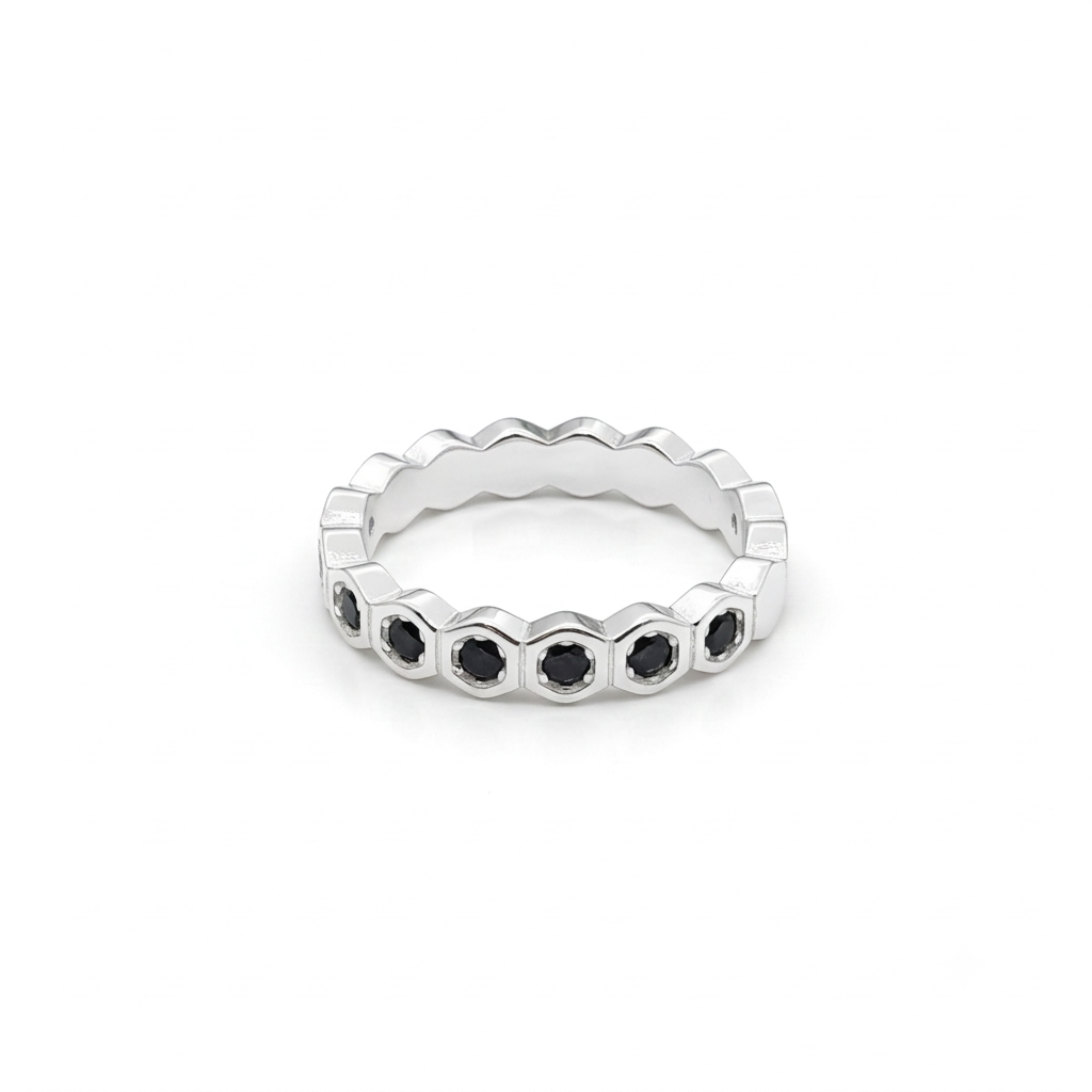 ANILLO DE PLATA CIRCONES NEGROS
