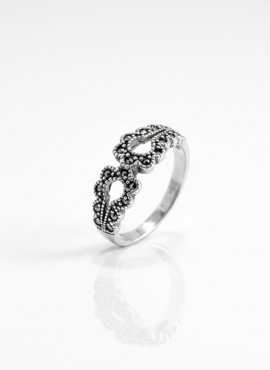 ANILLO DE PLATA QUEMADA MARQUESITA