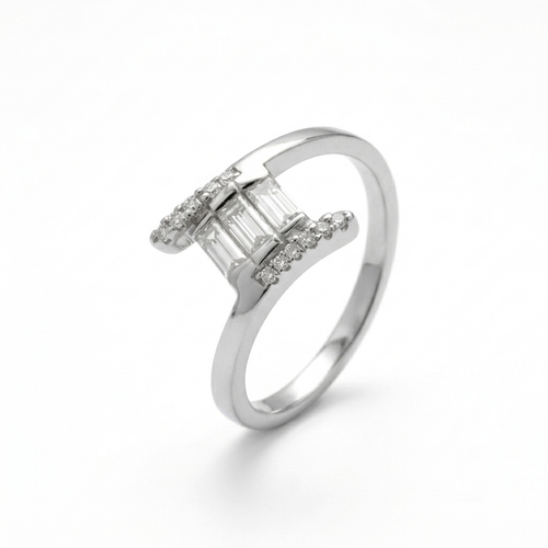 ANILLO DE PLATA CIRCONES BLANCOS