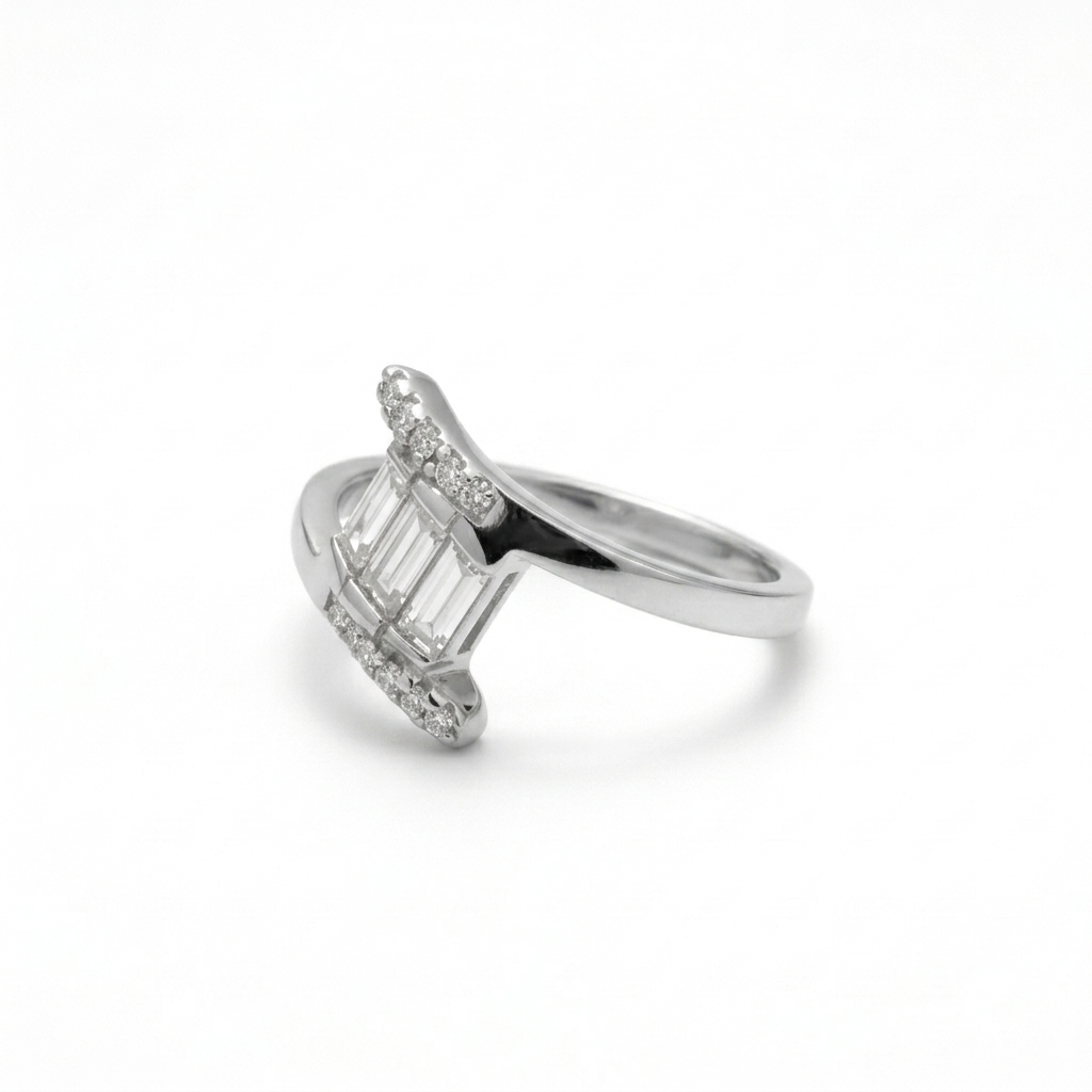 ANILLO DE PLATA CIRCONES BLANCOS