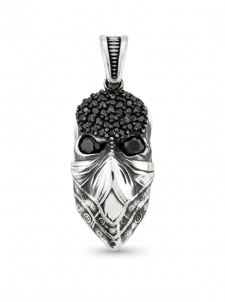DIJE MASCULINO DE PLATA CIRCONES NEGROS