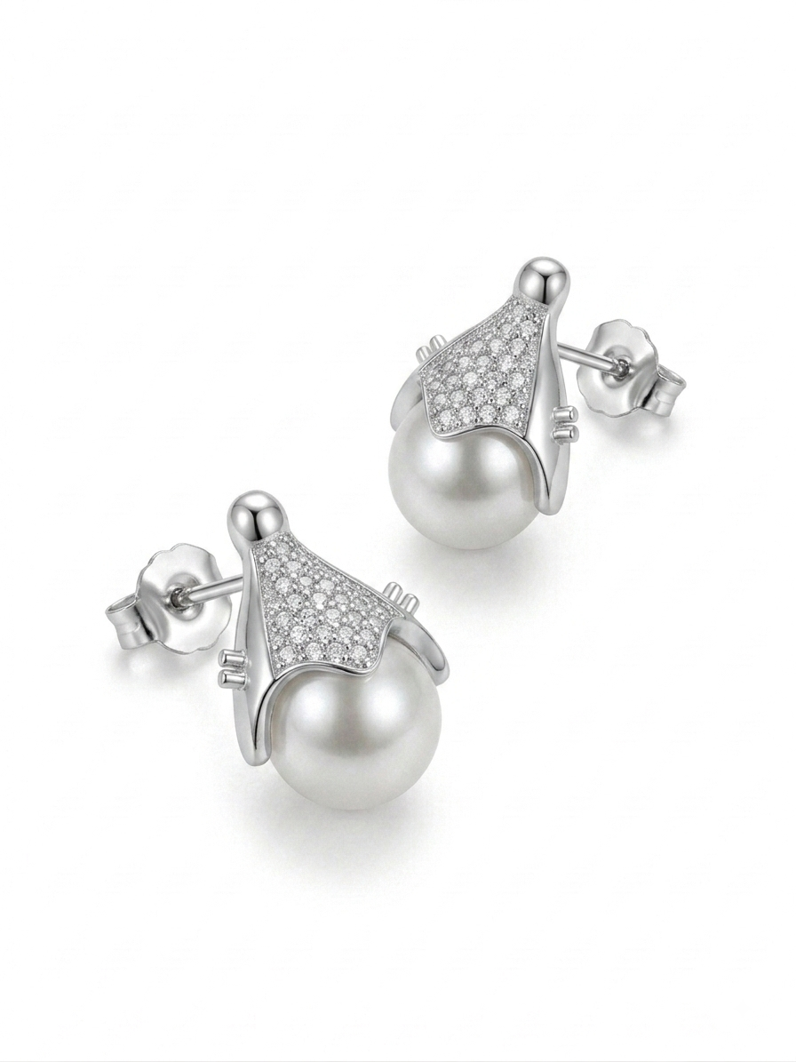 CONJUNTO DE PLATA ARETE Y COLLAR CON PERLAS